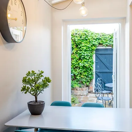 22 North Parade Apartment York