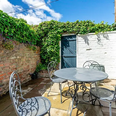 22 North Parade York